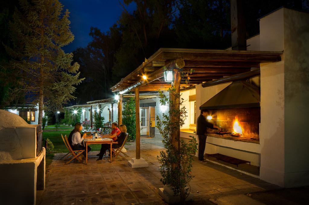 Postales Boutique Winery Hotel - Valle De Uco Colonia Las Rosas Dış mekan fotoğraf