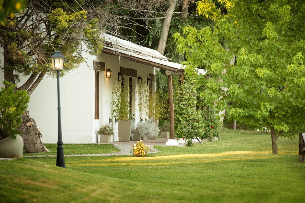 Postales Boutique Winery Hotel - Valle De Uco Colonia Las Rosas Dış mekan fotoğraf